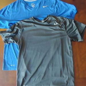 Men's Nike Drifit short sleeves